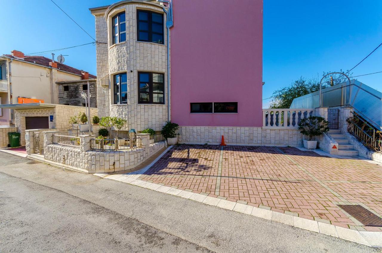 Apartments Anna Trogir Exterior foto